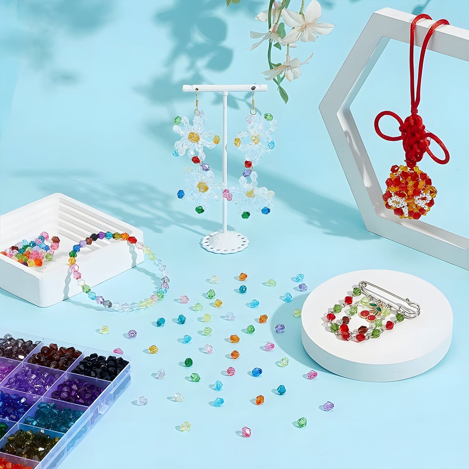 Zestaw koralików akrylowych bicone do biżuterii 2160 szt. - obrazek 3